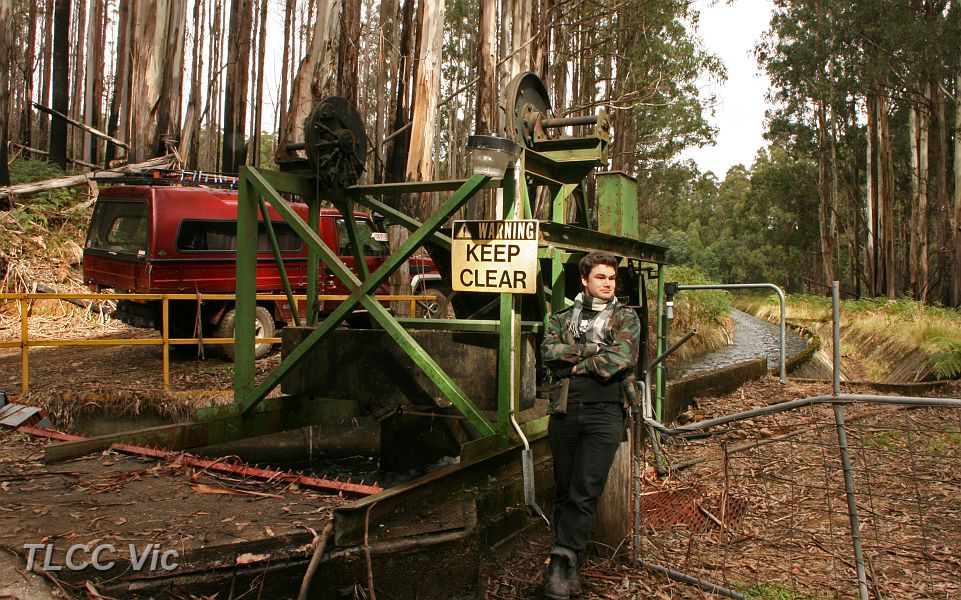 07-Lachlan at the Aqueduct.JPG